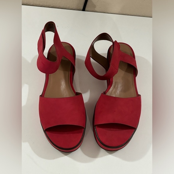 NWT Nauralizer Camry Red Faux Nubuck Platform Ankle Strap Non-Slip Sandals 10 - Picture 4 of 10